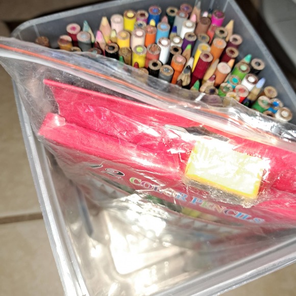 Over 100 Art Pencils some new and some Barely Used - Picture 5 of 5